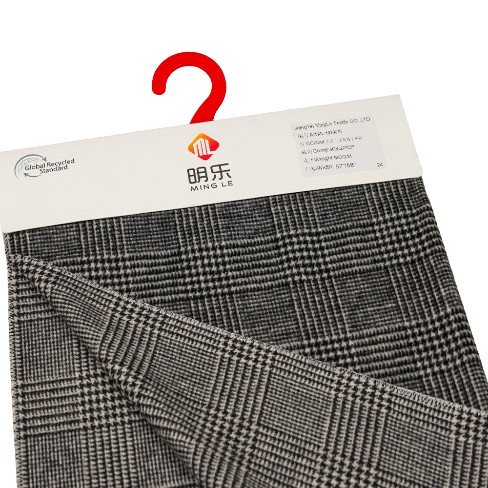 50% lână, 40% poliester, 10% alte fibre, 560G/M, negru + gri deschis, țesătură din lână cu acoperire cu o singură față în carouri, ML-1010015