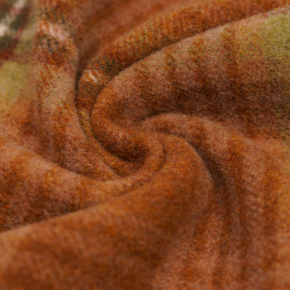 50% lână, 40% poliester, 10% alte fibre, 860G/M, carouri maro și galben, țesătură catifea, ML-062142104